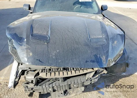 2022 Ford Mustang z USA, uszkodzony, nr VIN 1FA6P8TH0N5141284